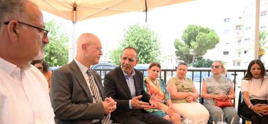 Hasipoğlu ve Harmancı Yeni Dünya +1 Cafe’de özel gereksinimli bireylerin aileleriyle bir araya geldi