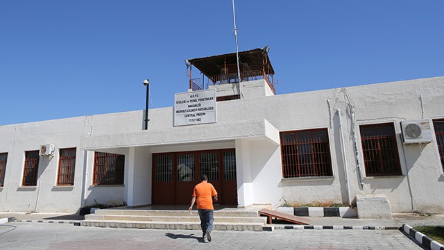 Cezaevi'nde yeni uygulama: Ayrı koğuşa koyulacaklar!