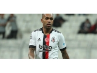 Beşiktaş'ta Teixeira ile yollar ayrıldı