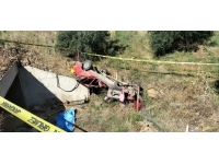 İzmir'de şarampole devrilen otomobilin sürücüsü öldü