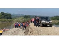 Düzce'de sele kapılan kepçe operatörünün cenazesi bulundu