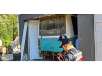 Bartın'da minibüs evin bodrumuna girdi: 10 yaralı