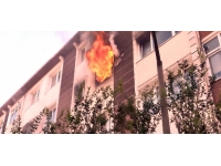 Burdur'da çıkan yangında 2 ev kullanılmaz hale geldi, 1 ev ağır hasar aldı