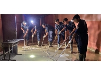 Bartın'da selden zarar gören okulları jandarma temizliyor