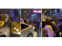 İETT otobüsünü engelleyen otomobili vatandaşlar çekti