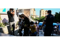 İzmir'de 143 düzensiz göçmen yakalandı