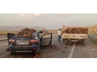 Otomobil kamyonete arkadan çarptı: 1 ölü, 9 yaralı