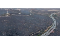 Çeşme'deki yangın kısmen kontrol altına alındı