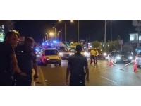 Balıkesir'de iki otomobilin çarptığı yaya öldü