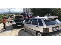 Bilecik'te iki araç kafa kafaya çarpıştı: 3 yaralı