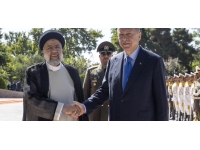 Cumhurbaşkanı Erdoğan İran'da resmi törenle karşılandı