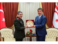 Başbakan Üstel, TC Savunma Bakanlığı temsilcisi Orgeneral Bayraktaroğlu’nu kabul etti