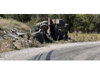 Freni boşalan kamyondan atlayan 1 kişi öldü, 1 kişi yaralandı