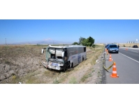 Kayseri'de yolcu otobüsü yoldan çıktı: 12 yaralı