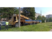 Freni boşalan vinç yayalara çarptı: 1 ölü, 1 yaralı