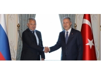 Milli Savunma Bakanı Akar, Rus mevkidaşı ile görüştü