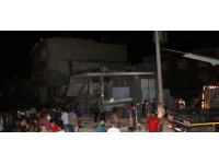 Şanlıurfa'da inşaat çöktü: 3 yaralı