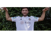 Emrecan Uzunhan: Çok büyük bir camiaya geldiğimin farkındayım