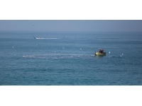 İsrail, Gazze'de Filistinlilere ait bir balıkçı teknesine ateş açtı