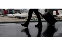 Avrupa'da havalimanlarında kriz: Personel eksikliği ve aşırı yoğunluk sürüyor