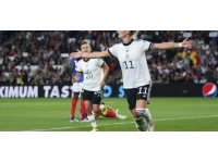 Avrupa Kadınlar Futbol Şampiyonası'nda finalin adı: Almanya-İngiltere