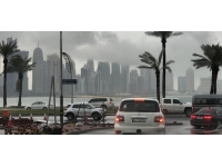 Katar'da yoğun yağış ülkeyi etkisi altına aldı