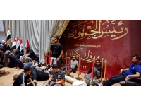 Bağdat’ta Sadr destekçileri mecliste oturma eylemi başlattı