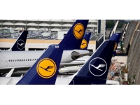 Lufthansa pilotlarından grev için onay