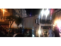 İstanbul'da dönüş yapmak isteyen dorseli tır sıkıştı