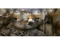 Eyüp Sultan Türbesi'nin çinilerine çekiçli saldırı