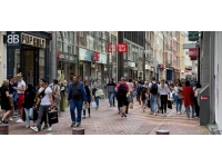 Hollanda'da kalıcı koronavirüs yasası tartışılıyor