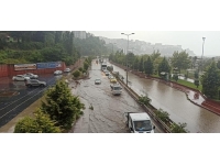 Zonguldak'ta sahil yolu sular altında