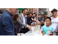 Kırıkkale Belediyesi'nden vatandaşlara aşure ikramı