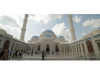 Orta Asya'nın en büyük camisi Kazakistan'da açıldı