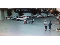 Denizli'de elektrikli bisiklet ile motosiklet çarpıştı: 3 yaralı