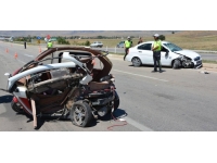 Afyonkarahisar'da trafik kazası:1 ölü, 2 yaralı