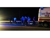 Sakarya'da bariyerlere çarpan motosikletin sürücüsü öldü