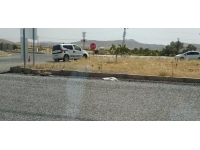 Batman'da hafif ticari araç refüje çarptı: 5 yaralı