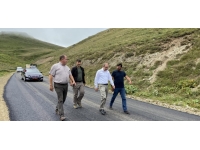 Bayburt Valisi Epcim, üç köyde asfalt çalışmalarını inceledi
