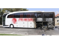 Denizli'de yolcu otobüsünde yangın: Küle döndü