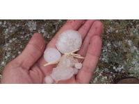 Çorum’a ceviz büyüklüğünde dolu yağdı