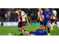Southampton, Chelsea'yi 2-1 mağlup etti