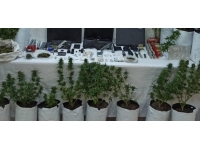 Sakarya'da bir evde 8 kilo uyuşturucu ele geçirildi