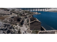 Kuraklık batık kasaba Aceredo'yu gün yüzüne çıkardı