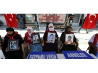 Muşlu aileler HDP önündeki eylemlerini sürdürdü