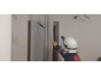Evini yarasa basan vatandaşın imdadına itfaiye yetişti