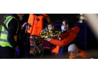 Manş Denizi'nde göçmen dramı: Yaklaşık 190 kişi kurtarıldı