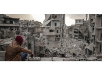 Suriye'de 5 katlı bina çöktü