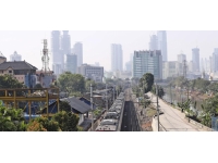 Endonezya'da 5,5 ila 6,2 büyüklüğünde depremler meydana geldi