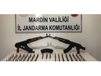 Mardin'de durdurulan araçta 2 uzun namlulu silah ve ele geçirildi